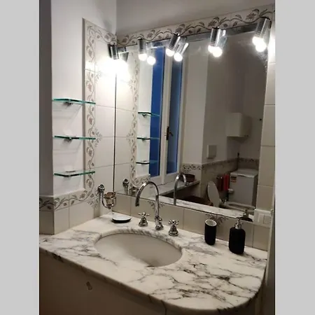 Lanza Tomasi - Centre * روما