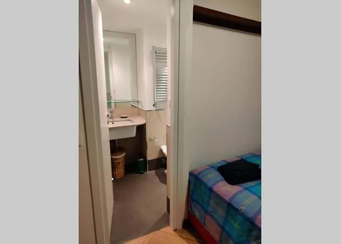 Lanza Tomasi - Centre *